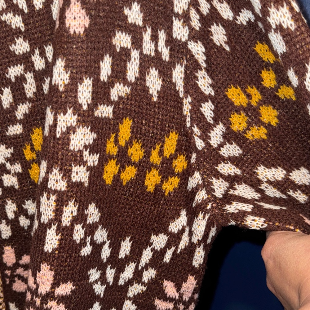 By Design- NWT Brown Floral Patterned Cardigan Size Medium - Picture 7 of 16